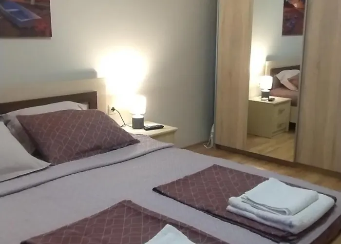 Апартамент Harmani Apartcomplex Onegin Ii 5 - Free Parking Созопол